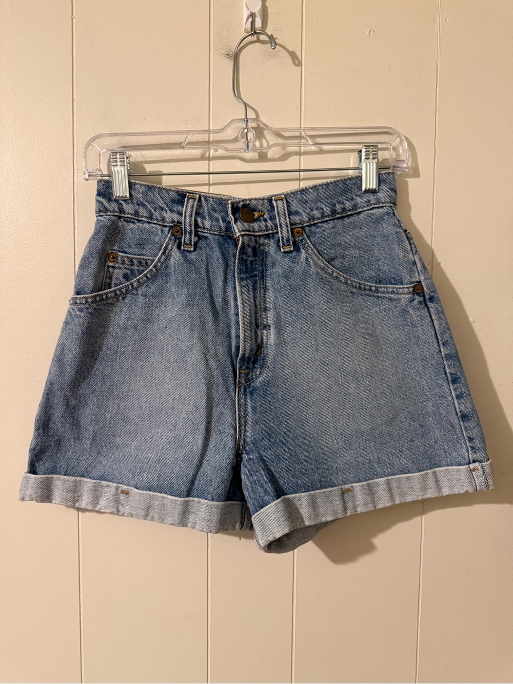Levi's 954 Vintage High Rise Shorts Orange Tab size 5